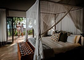 Chobe Marina Lodge