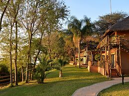 Chobe Marina Lodge