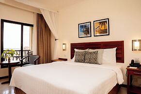 White Sands Resort & Conference Centre