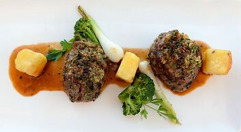 White Sands Resort & Conference Centre