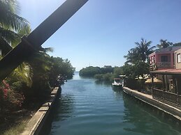 Mamacita's Guest House