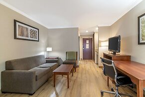 Best Western Liverpool-Syracuse Inn & Suites