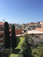 E H SUITES ROME AIRPORT