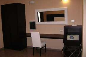E H SUITES ROME AIRPORT