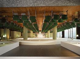 Waldorf Palace Hotel