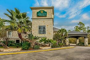 La Quinta Inn & Suites by Wyndham Kingwood Houston IAH Airpt