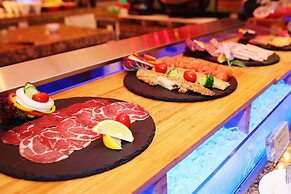 Ramada Plaza Shanghai Pudong Airport