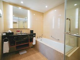 Ramada Plaza Shanghai Pudong Airport