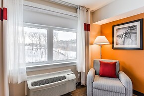 Four Points by Sheraton Barrie