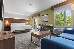 Holiday Inn Express & Suites Surrey by IHG