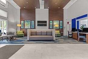 Holiday Inn Express & Suites Surrey by IHG