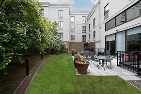 Holiday Inn Express & Suites Surrey by IHG