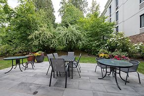 Holiday Inn Express & Suites Surrey by IHG