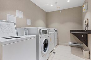 Holiday Inn Express & Suites Surrey by IHG