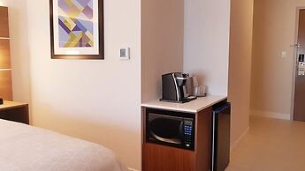 Holiday Inn Express & Suites Surrey by IHG