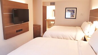 Holiday Inn Express & Suites Surrey by IHG