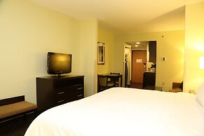 Holiday Inn Express Hotel & Suites Cleveland, an IHG Hotel