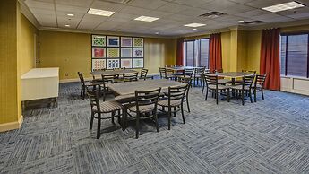 Holiday Inn Express And Suites London by IHG