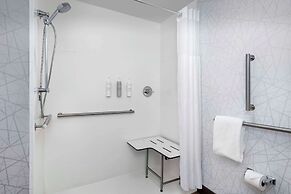 Hampton Inn & Suites Lake Mary At Colonial Townpark