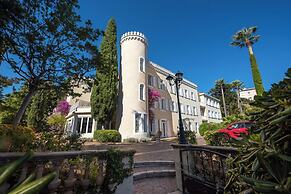 Hotel Chateau De La Tour