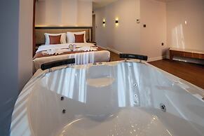 Navoris Hotel