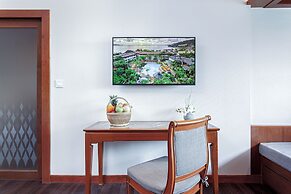 Diamond Cliff Resort & Spa, Patong Beach