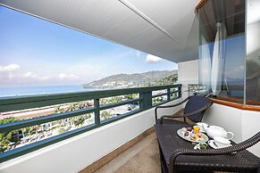 Diamond Cliff Resort & Spa, Patong Beach