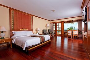 Diamond Cliff Resort & Spa, Patong Beach