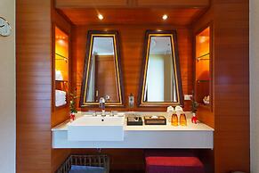 Diamond Cliff Resort & Spa, Patong Beach