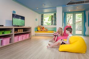 Diamond Cliff Resort & Spa, Patong Beach