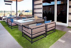 Sandman Hotel Calgary Airport