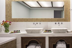 Casa Delfino Hotel & Spa