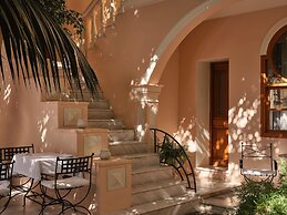 Casa Delfino Hotel & Spa