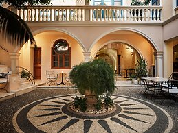 Casa Delfino Hotel & Spa