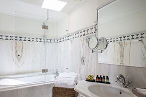 Casa Delfino Hotel & Spa