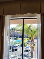 Cortona Inn & Suites Anaheim Resort