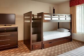 Cortona Inn & Suites Anaheim Resort