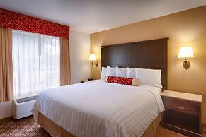 Cortona Inn & Suites Anaheim Resort