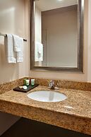 Cortona Inn & Suites Anaheim Resort