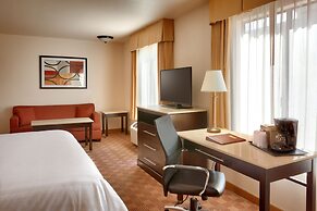 Cortona Inn & Suites Anaheim Resort