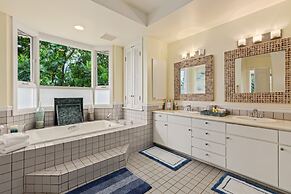 The Islands at Mauna Lani - CoralTree Residence Collection