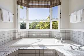 The Islands at Mauna Lani - CoralTree Residence Collection