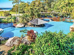 BreakFree Aanuka Beach Resort