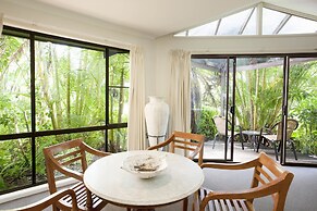 BreakFree Aanuka Beach Resort