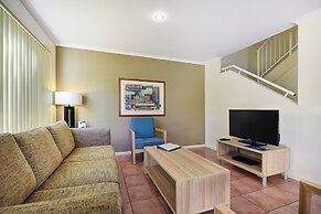 BreakFree Aanuka Beach Resort