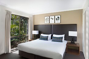 BreakFree Aanuka Beach Resort