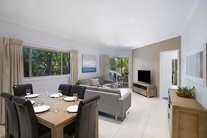 BreakFree Aanuka Beach Resort