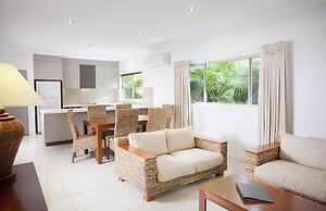 BreakFree Aanuka Beach Resort