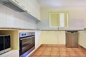 BreakFree Aanuka Beach Resort