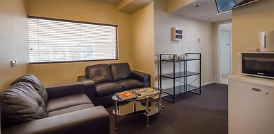 Broadbeach Savannah Hotel & Resort